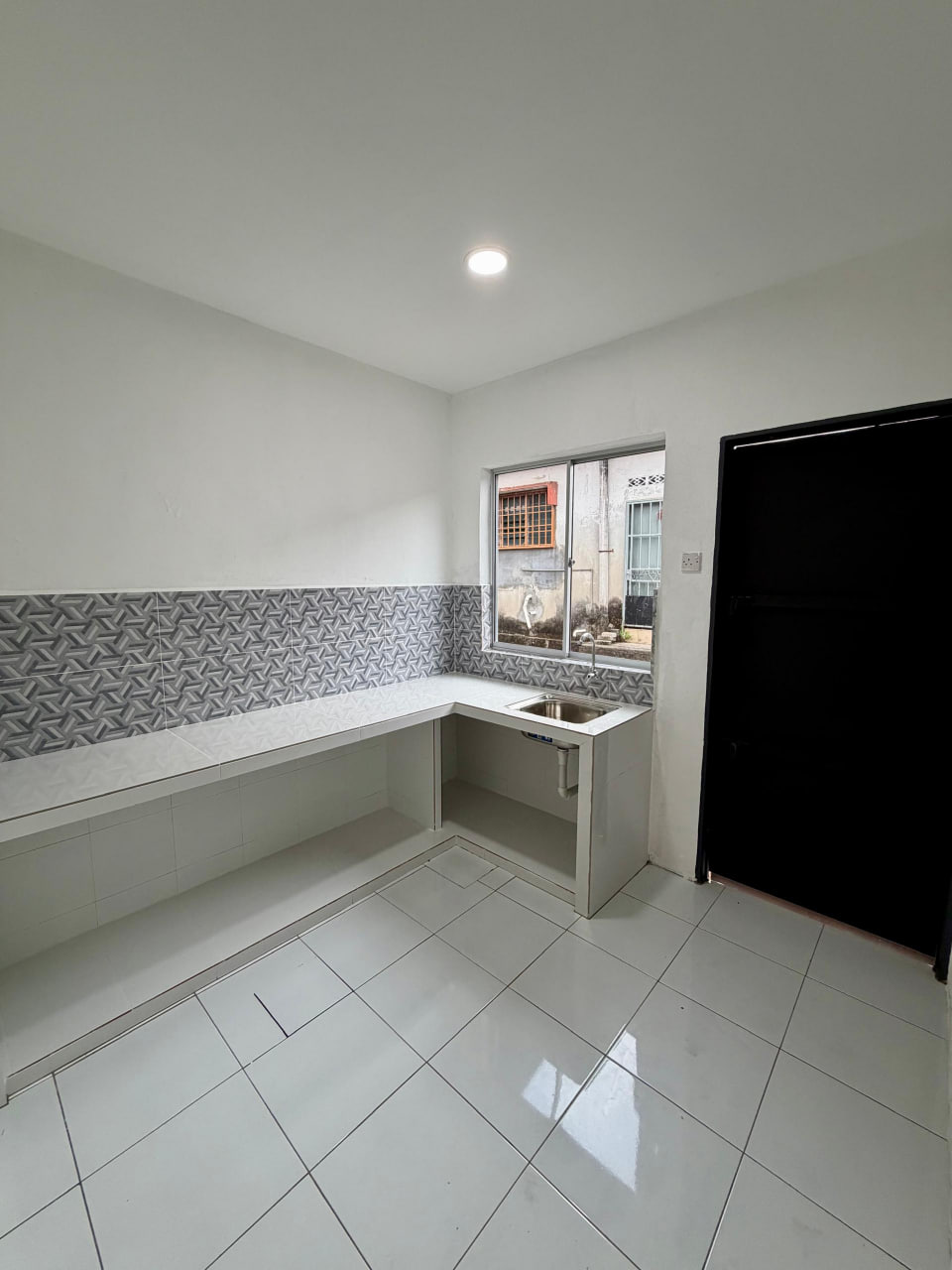 TAMAN SRI WANG 📍 | RENOVATED | TERES SETINGKAT | ZERO DEPOSIT | BOOKING 1K 8