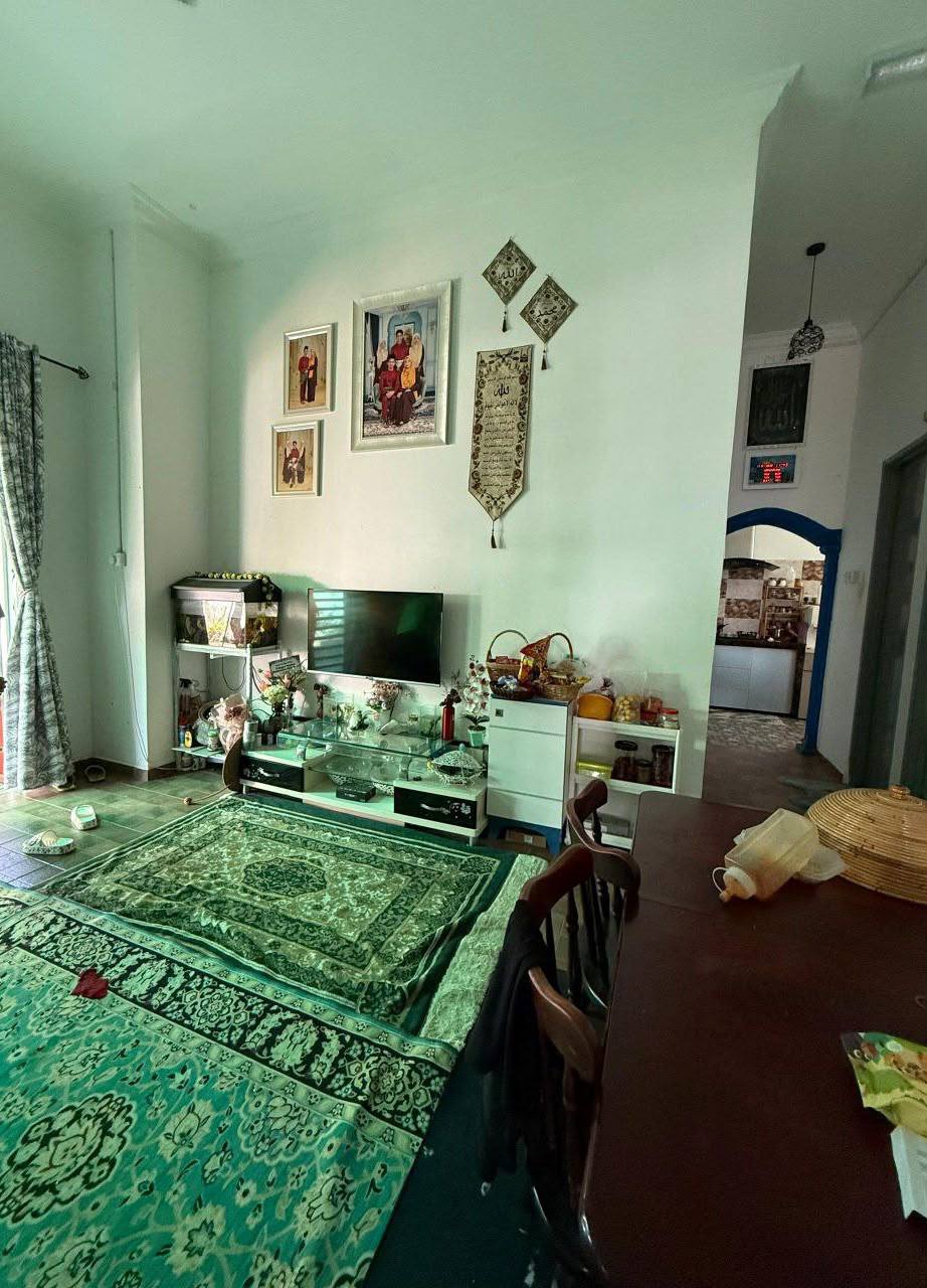 TAMAN SERI ASTANA 📍 | RENOVATED | BANGLO SETINGKAT | BELOW MARKET VALUE RM70,000 4