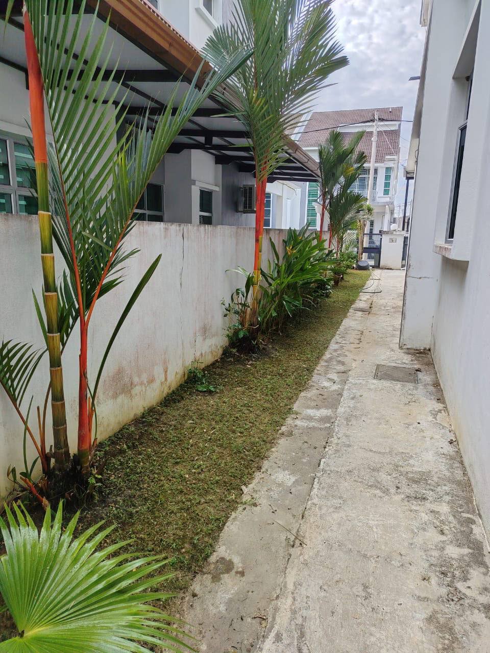 TAMAN TUNKU INTAN SAFINAZ 📍 | RENOVATED | SEMI-D 2 TINGKAT | BELOW MARKET VALUE RM60,000 11