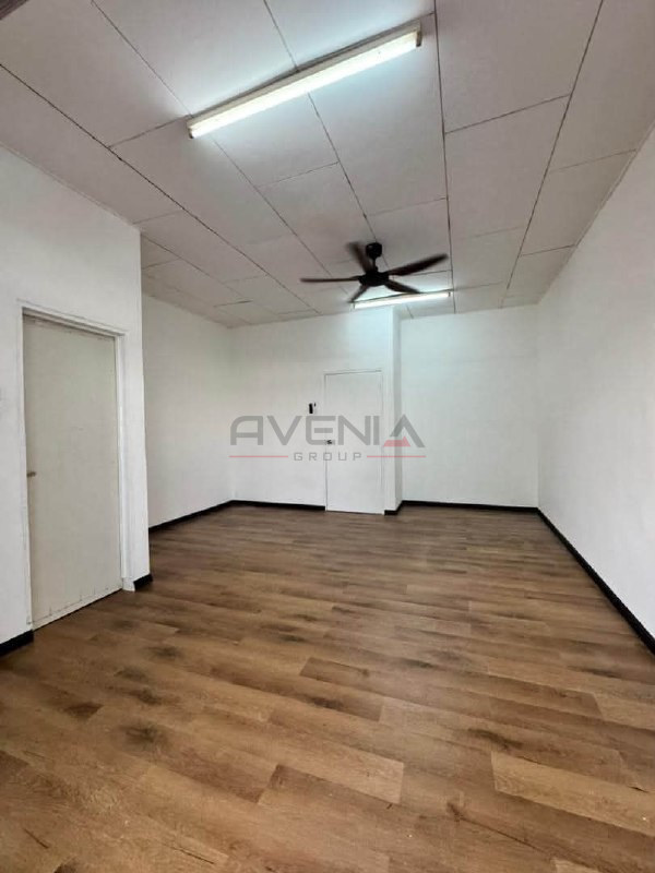 ZON ANGGERIK 📍 | OPEN FACING | RENOVATED | TERES 2 TINGKAT | CASHBACK RM100,000 | ZERO DEPOSIT | BOOKING 1K 9